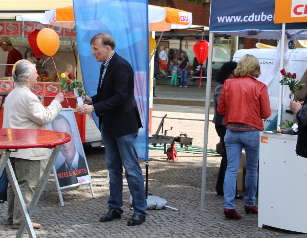 Prof. Dr. Niels Korte auf dem Bölschefest Prof. Dr. Niels Korte auf dem Bölschefest