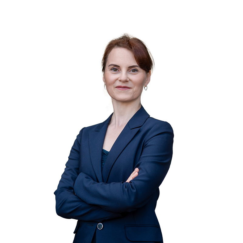 Dr.  Katrin Hegenscheid